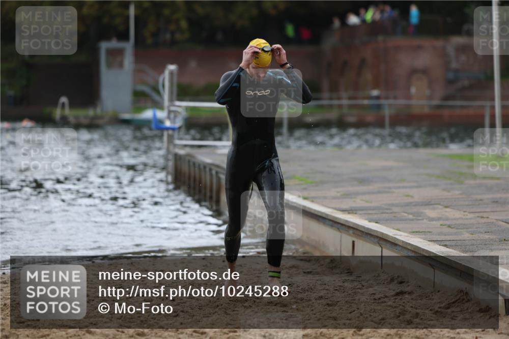 13.09.2026 - Stadtparktriathlon Mo-Foto http://msf.ph/oto/10245288 13.09.2026 12:29:48 Schwimmen 1224 meine-sportfotos.de