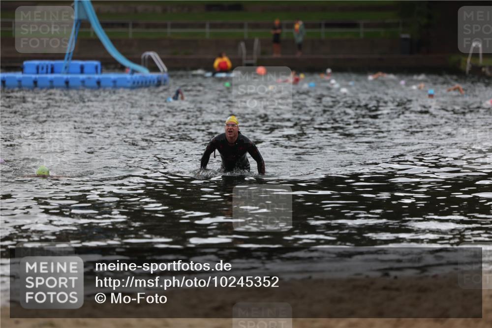 13.09.2026 - Stadtparktriathlon Mo-Foto http://msf.ph/oto/10245352 13.09.2026 12:30:29 Schwimmen  meine-sportfotos.de