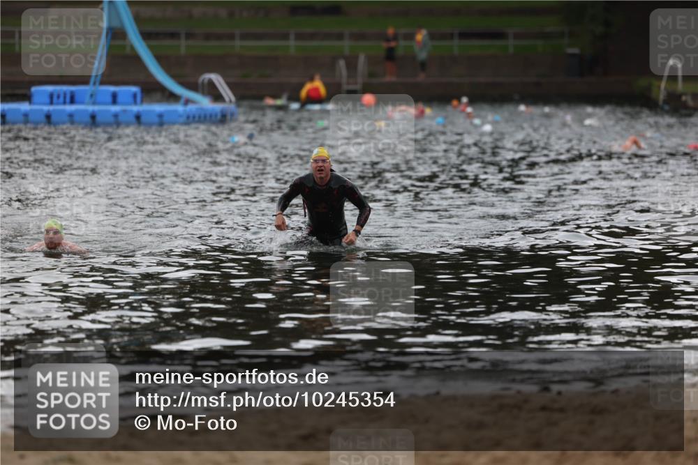 13.09.2026 - Stadtparktriathlon Mo-Foto http://msf.ph/oto/10245354 13.09.2026 12:30:29 Schwimmen  meine-sportfotos.de