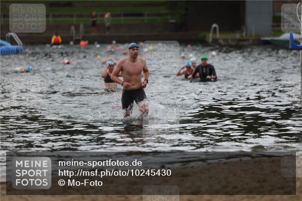 13.09.2026 - Stadtparktriathlon Mo-Foto http://msf.ph/oto/10245430 13.09.2026 12:31:05 Schwimmen 1203, 1301 meine-sportfotos.de