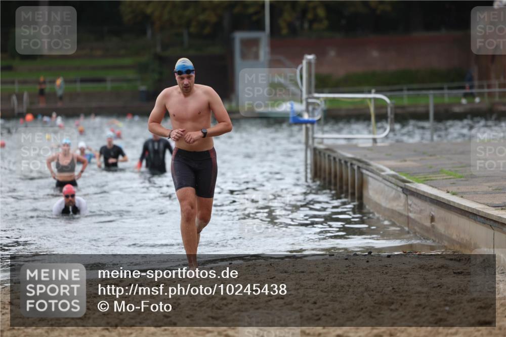 13.09.2026 - Stadtparktriathlon Mo-Foto http://msf.ph/oto/10245438 13.09.2026 12:31:10 Schwimmen 1203, 1301 meine-sportfotos.de