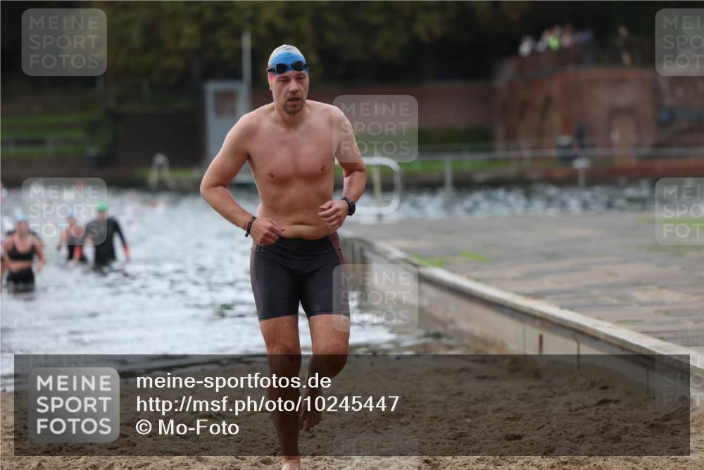 13.09.2026 - Stadtparktriathlon Mo-Foto http://msf.ph/oto/10245447 13.09.2026 12:31:12 Schwimmen 1203, 1301 meine-sportfotos.de