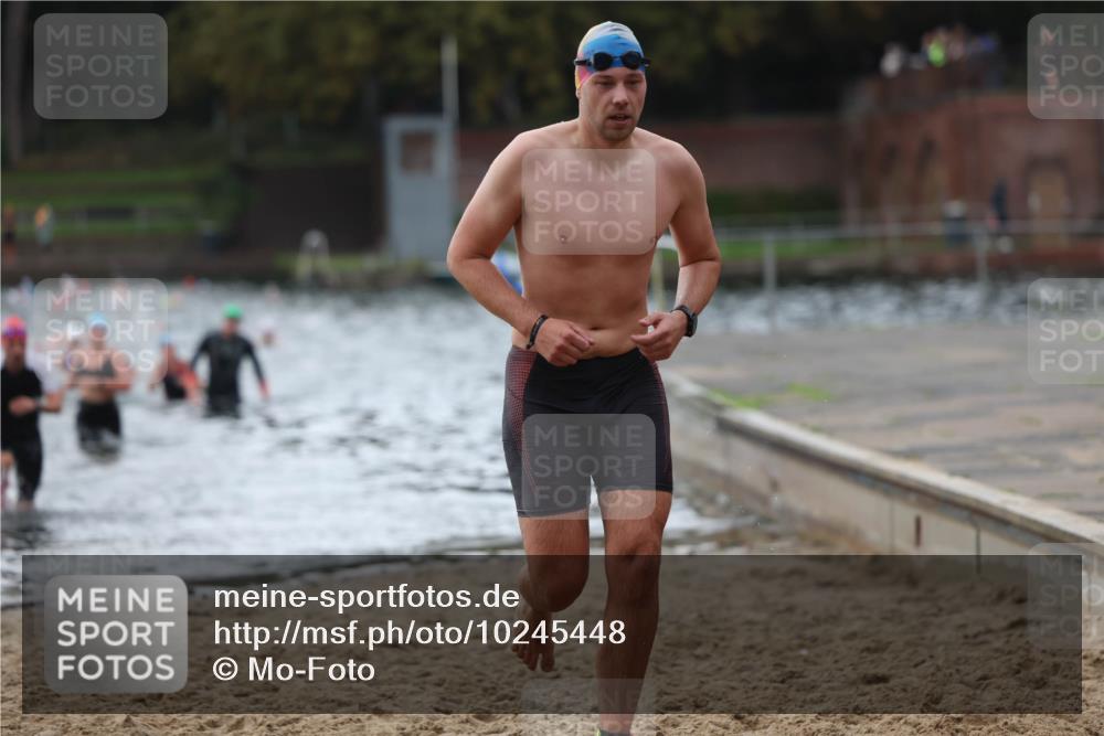 13.09.2026 - Stadtparktriathlon Mo-Foto http://msf.ph/oto/10245448 13.09.2026 12:31:13 Schwimmen 1203, 1255, 1301 meine-sportfotos.de