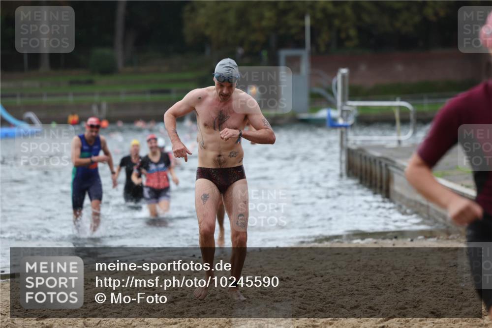 13.09.2026 - Stadtparktriathlon Mo-Foto http://msf.ph/oto/10245590 13.09.2026 12:31:57 Schwimmen 1194, 1202, 1208, 1232, 1250, 1265, 1272, 1299 meine-sportfotos.de