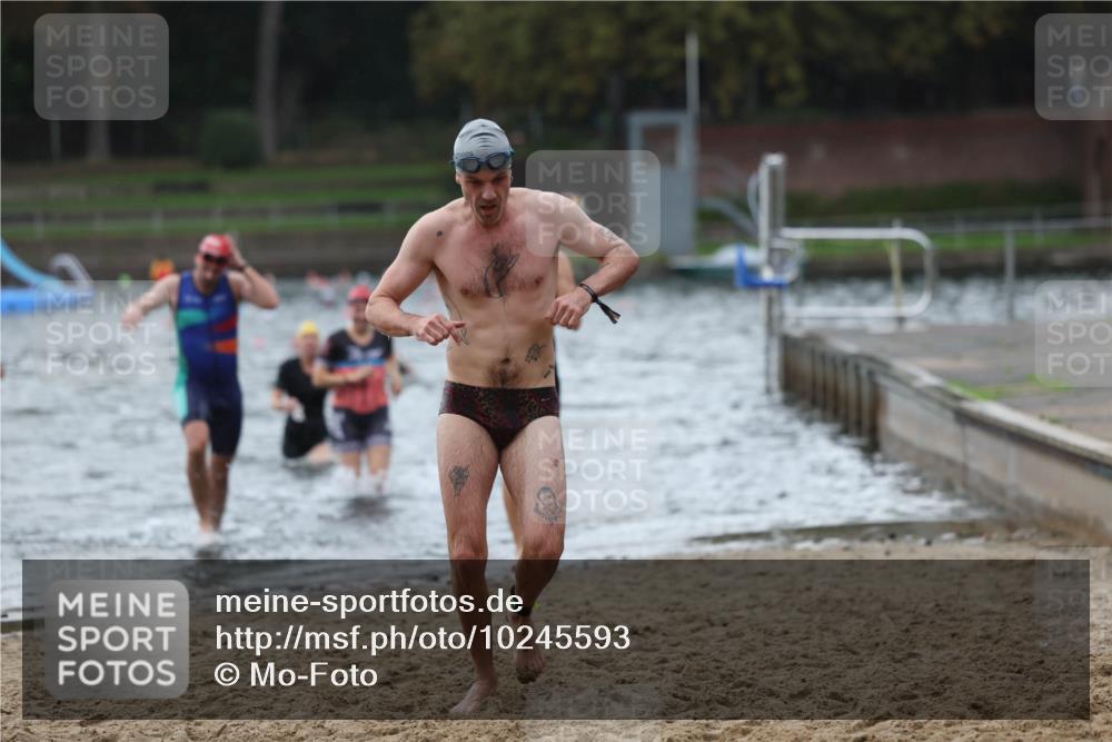 13.09.2026 - Stadtparktriathlon Mo-Foto http://msf.ph/oto/10245593 13.09.2026 12:31:57 Schwimmen 1194, 1202, 1208, 1232, 1250, 1265, 1272, 1299 meine-sportfotos.de