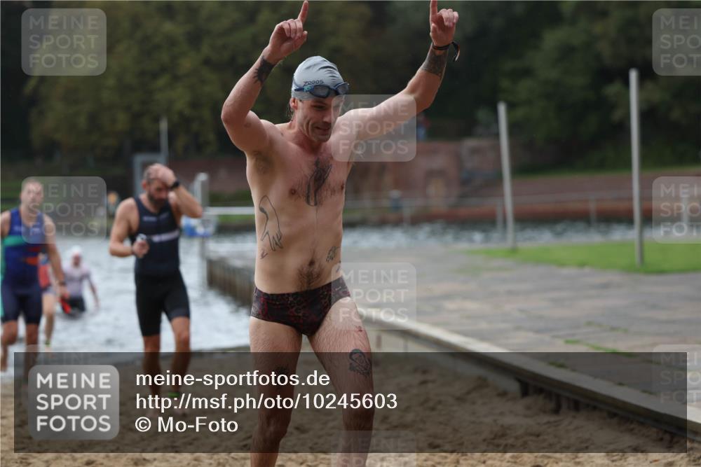 13.09.2026 - Stadtparktriathlon Mo-Foto http://msf.ph/oto/10245603 13.09.2026 12:32:00 Schwimmen 1194, 1202, 1208, 1232, 1250, 1265, 1272, 1299 meine-sportfotos.de