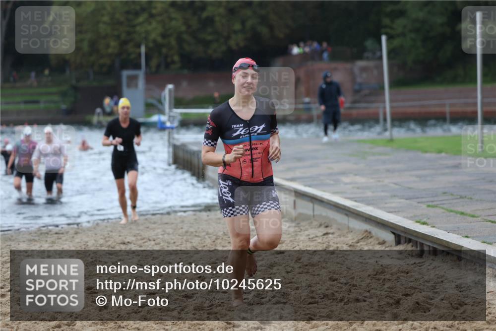13.09.2026 - Stadtparktriathlon Mo-Foto http://msf.ph/oto/10245625 13.09.2026 12:32:04 Schwimmen 1189, 1194, 1202, 1208, 1232, 1250, 1251, 1299 meine-sportfotos.de