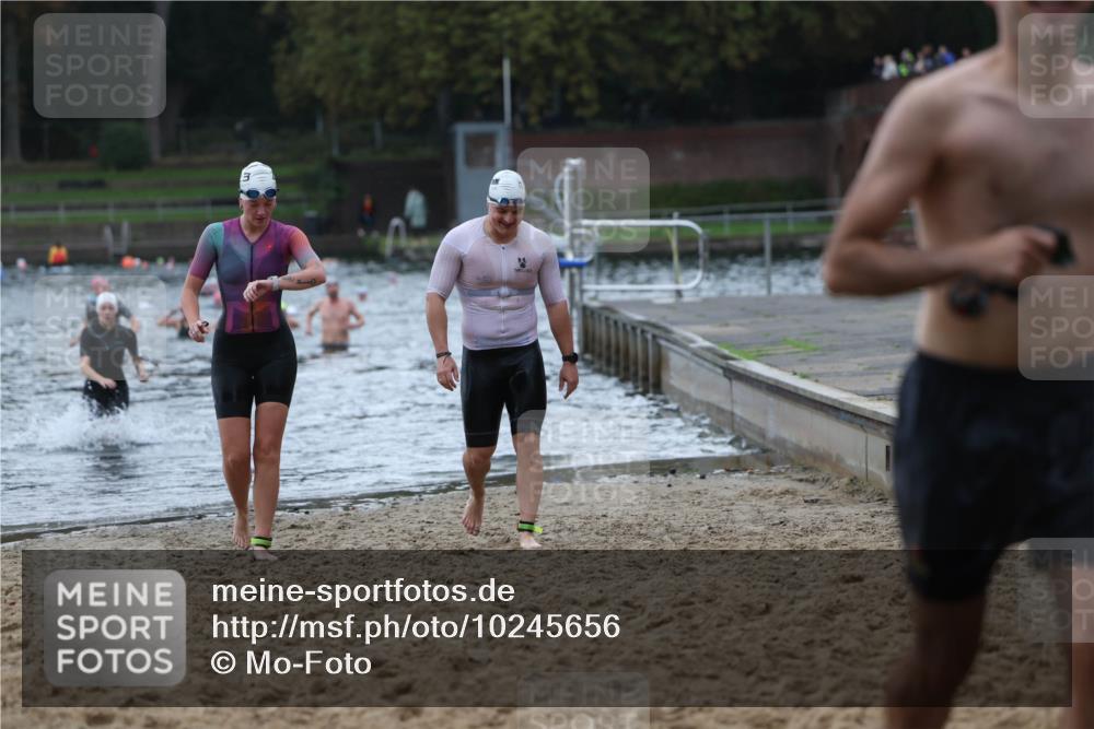 13.09.2026 - Stadtparktriathlon Mo-Foto http://msf.ph/oto/10245656 13.09.2026 12:32:12 Schwimmen 1189, 1208, 1232, 1251, 1294, 1299 meine-sportfotos.de