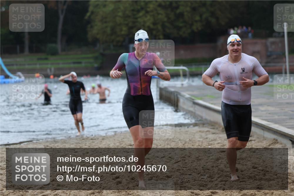 13.09.2026 - Stadtparktriathlon Mo-Foto http://msf.ph/oto/10245670 13.09.2026 12:32:15 Schwimmen 1189, 1208, 1251, 1273, 1294, 1299 meine-sportfotos.de