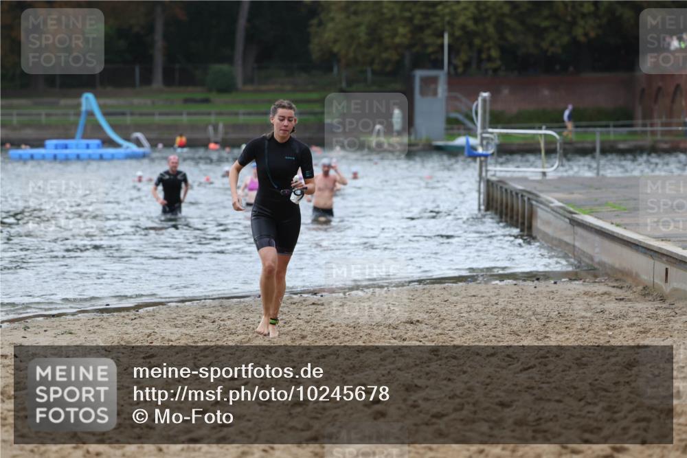 13.09.2026 - Stadtparktriathlon Mo-Foto http://msf.ph/oto/10245678 13.09.2026 12:32:18 Schwimmen 1189, 1251, 1273, 1294 meine-sportfotos.de