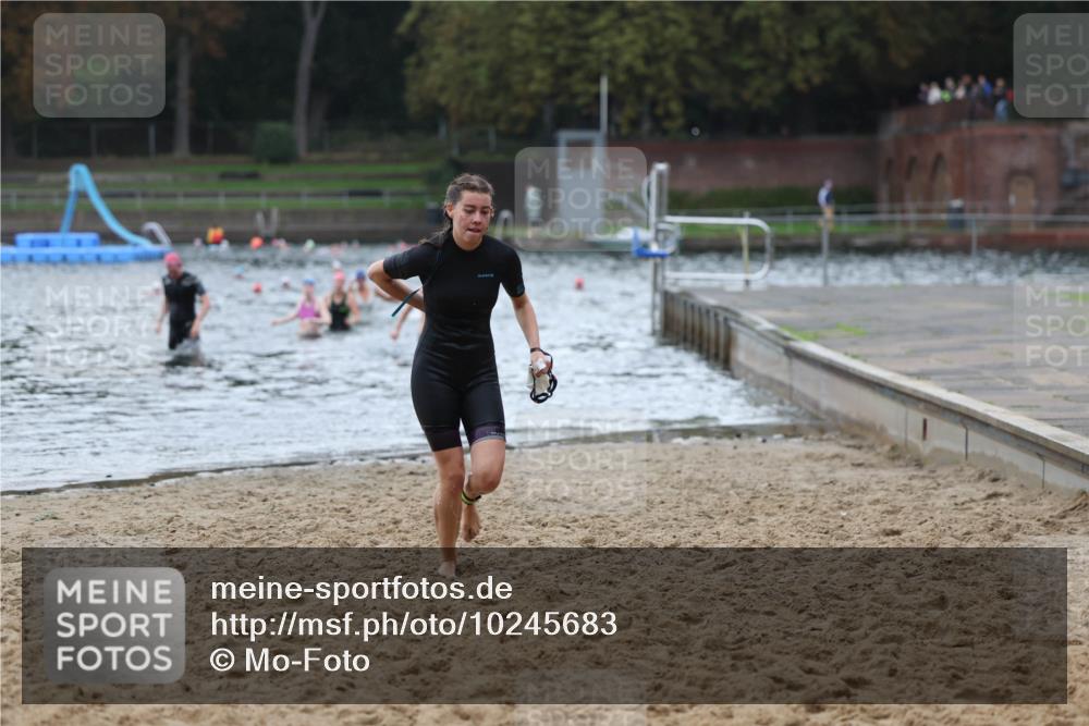 13.09.2026 - Stadtparktriathlon Mo-Foto http://msf.ph/oto/10245683 13.09.2026 12:32:19 Schwimmen 1189, 1251, 1273, 1294 meine-sportfotos.de