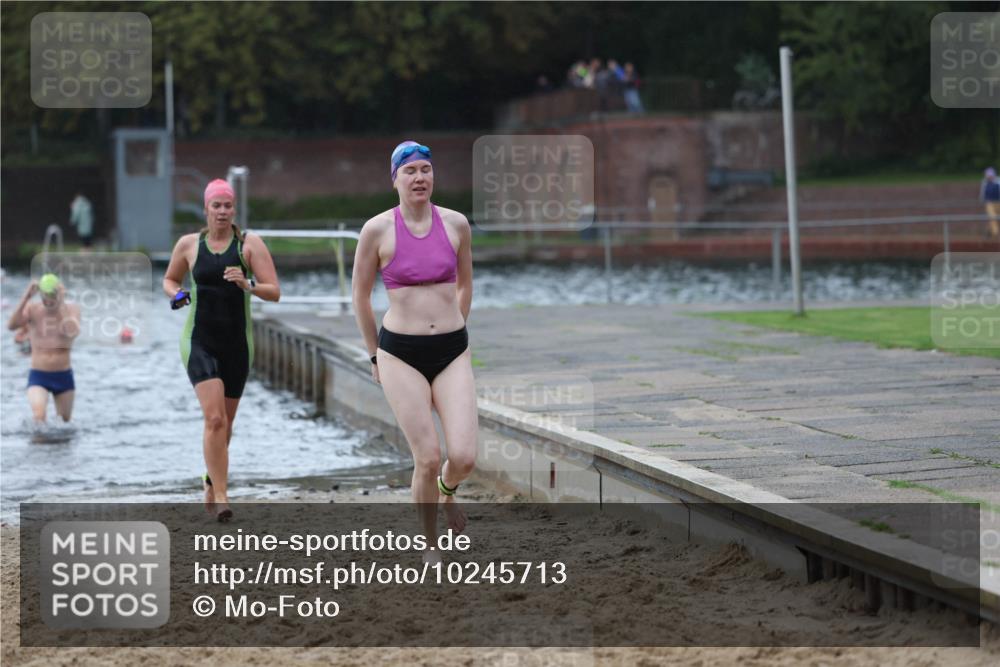13.09.2026 - Stadtparktriathlon Mo-Foto http://msf.ph/oto/10245713 13.09.2026 12:32:32 Schwimmen 1198, 1205, 1216, 1241, 1263, 1273, 1298 meine-sportfotos.de