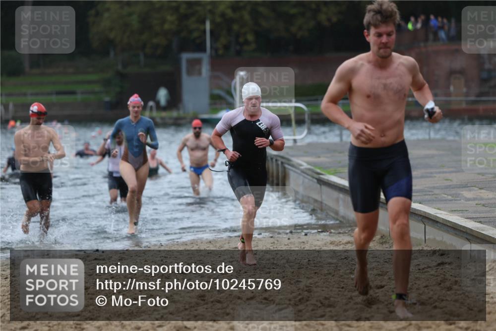 13.09.2026 - Stadtparktriathlon Mo-Foto http://msf.ph/oto/10245769 13.09.2026 12:32:50 Schwimmen 1192, 1198, 1200, 1214, 1228, 1231, 1282, 1306 meine-sportfotos.de
