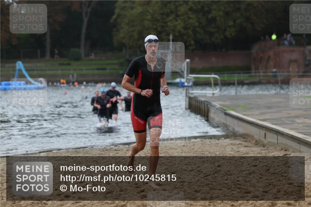 13.09.2026 - Stadtparktriathlon Mo-Foto http://msf.ph/oto/10245815 13.09.2026 12:33:00 Schwimmen 1200, 1228, 1260, 1268, 1286, 1306 meine-sportfotos.de