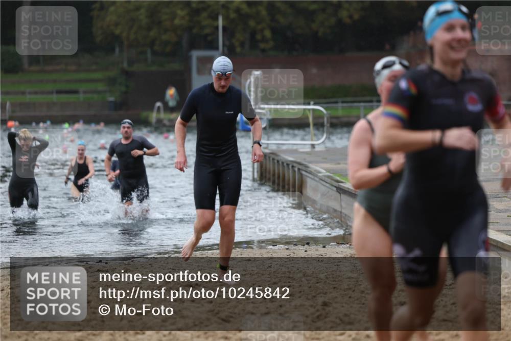 13.09.2026 - Stadtparktriathlon Mo-Foto http://msf.ph/oto/10245842 13.09.2026 12:33:08 Schwimmen 1225, 1260, 1268, 1286, 1291, 1297 meine-sportfotos.de