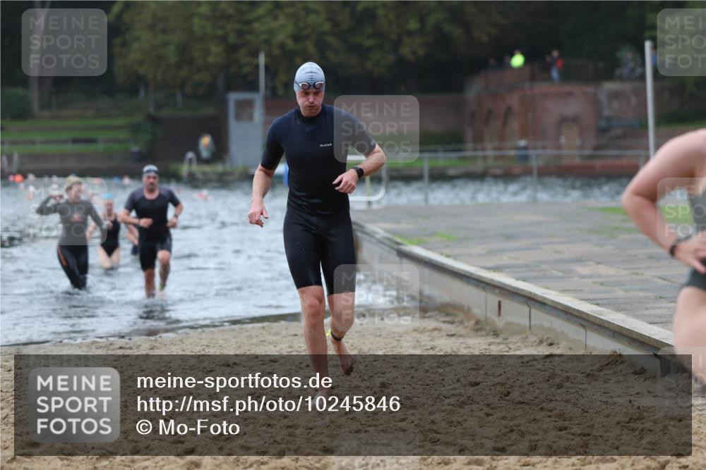 13.09.2026 - Stadtparktriathlon Mo-Foto http://msf.ph/oto/10245846 13.09.2026 12:33:09 Schwimmen 1225, 1260, 1268, 1286, 1291, 1297 meine-sportfotos.de