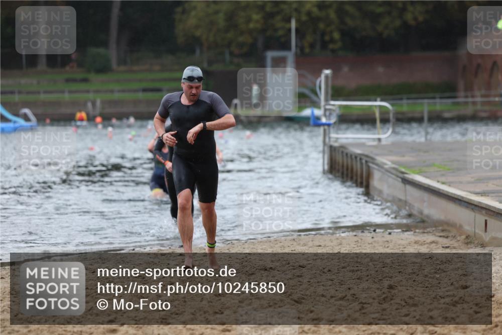 13.09.2026 - Stadtparktriathlon Mo-Foto http://msf.ph/oto/10245850 13.09.2026 12:33:13 Schwimmen 1225, 1262, 1268, 1291, 1297 meine-sportfotos.de