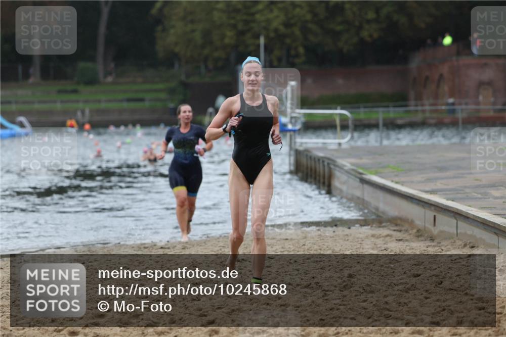 13.09.2026 - Stadtparktriathlon Mo-Foto http://msf.ph/oto/10245868 13.09.2026 12:33:20 Schwimmen 1225, 1262, 1291, 1297 meine-sportfotos.de