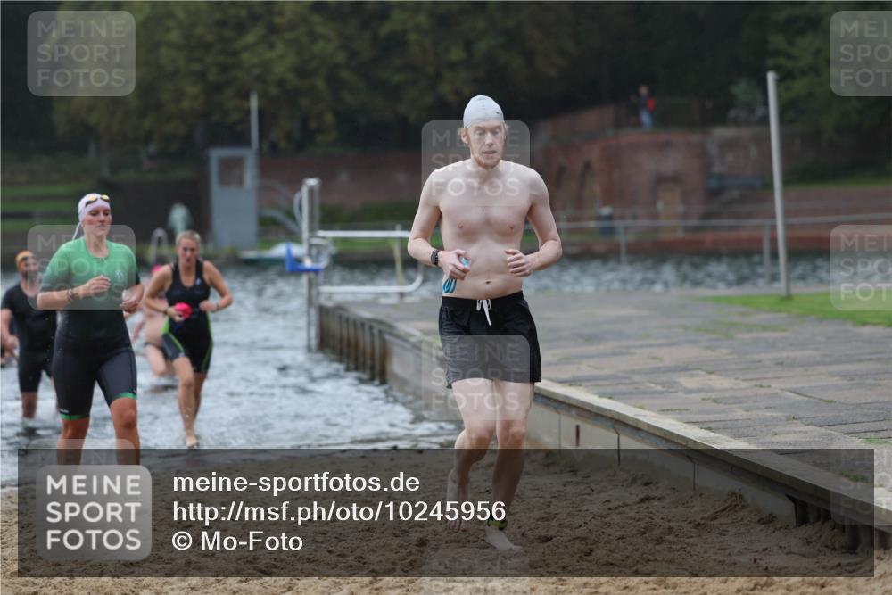 13.09.2026 - Stadtparktriathlon Mo-Foto http://msf.ph/oto/10245956 13.09.2026 12:34:03 Schwimmen 1243, 1249, 1264, 1271, 1275, 1276, 1281, 1293 meine-sportfotos.de