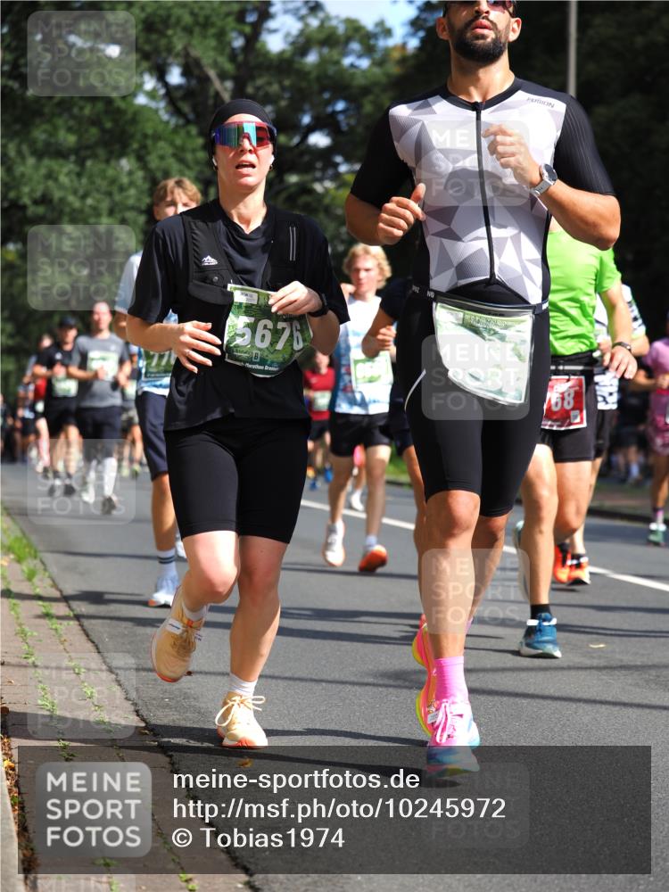 13.09.2026 - 21. swb-Marathon Bremen TobiasT http://msf.ph/oto/10245972 13.09.2026 11:59:26 Laufen 5676 meine-sportfotos.de