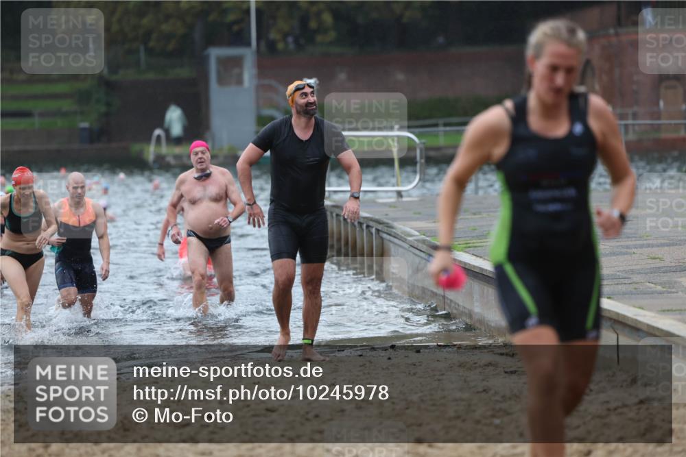 13.09.2026 - Stadtparktriathlon Mo-Foto http://msf.ph/oto/10245978 13.09.2026 12:34:08 Schwimmen 1195, 1226, 1243, 1264, 1275, 1276, 1281, 1293 meine-sportfotos.de