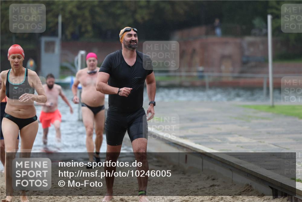 13.09.2026 - Stadtparktriathlon Mo-Foto http://msf.ph/oto/10246005 13.09.2026 12:34:13 Schwimmen 1195, 1226, 1243, 1245, 1275, 1276, 1293 meine-sportfotos.de
