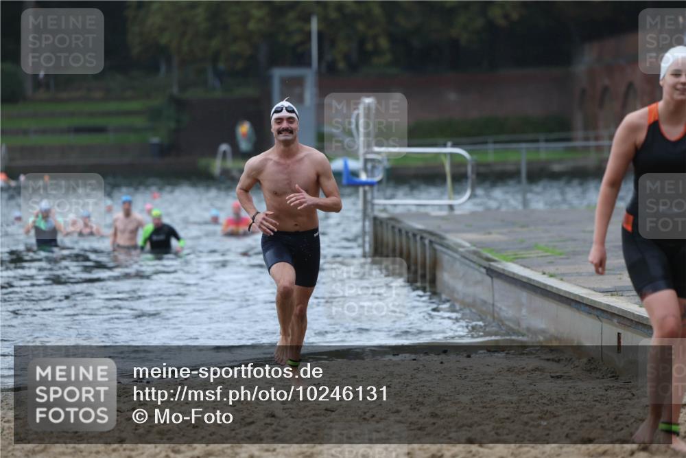 13.09.2026 - Stadtparktriathlon Mo-Foto http://msf.ph/oto/10246131 13.09.2026 12:34:46 Schwimmen 1284, 1304 meine-sportfotos.de
