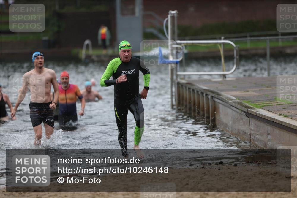 13.09.2026 - Stadtparktriathlon Mo-Foto http://msf.ph/oto/10246148 13.09.2026 12:34:59 Schwimmen 1210, 1253, 1292, 1303 meine-sportfotos.de