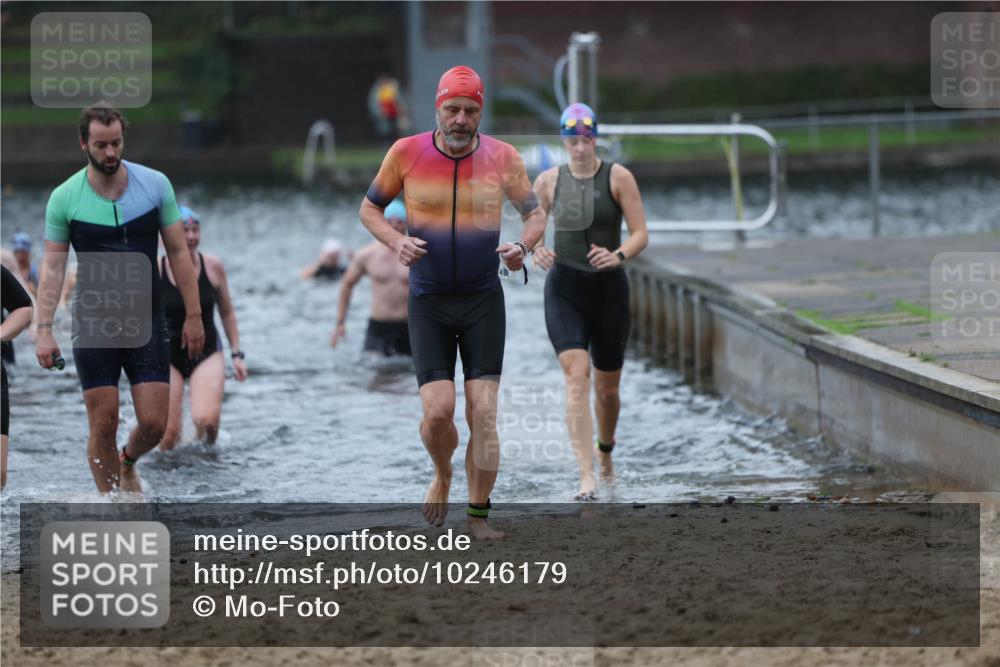 13.09.2026 - Stadtparktriathlon Mo-Foto http://msf.ph/oto/10246179 13.09.2026 12:35:08 Schwimmen 1210, 1239, 1253, 1257, 1258, 1290, 1292, 1303 meine-sportfotos.de