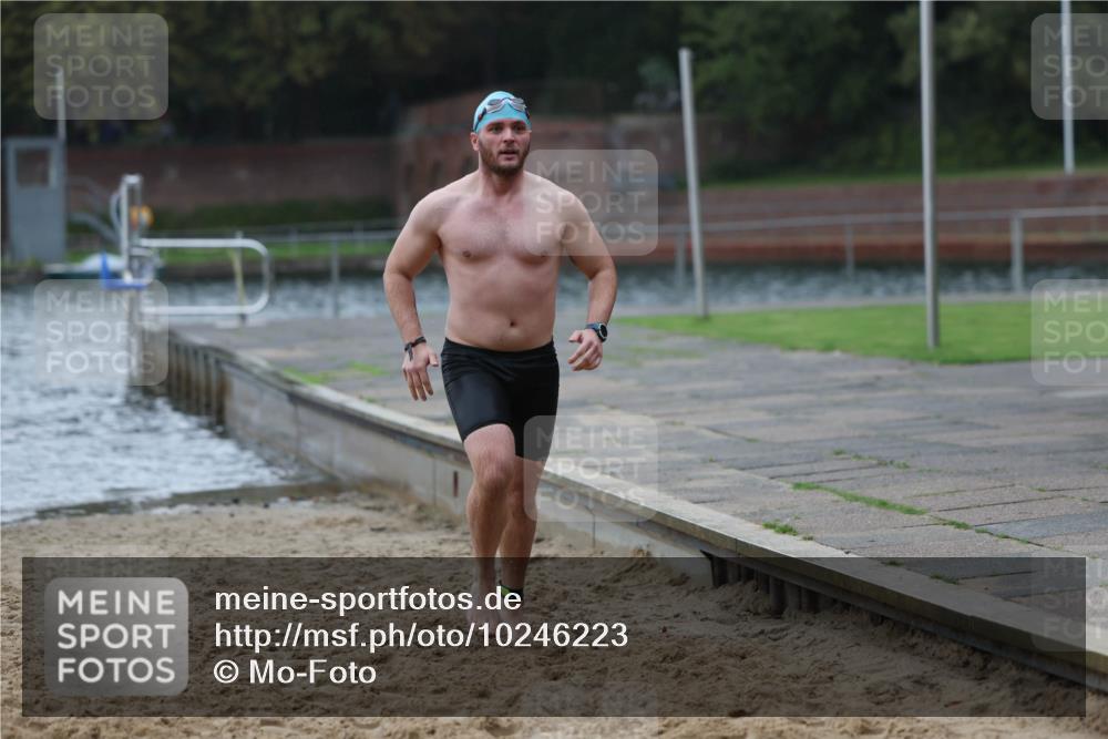 13.09.2026 - Stadtparktriathlon Mo-Foto http://msf.ph/oto/10246223 13.09.2026 12:35:20 Schwimmen 1219, 1257, 1258, 1289 meine-sportfotos.de