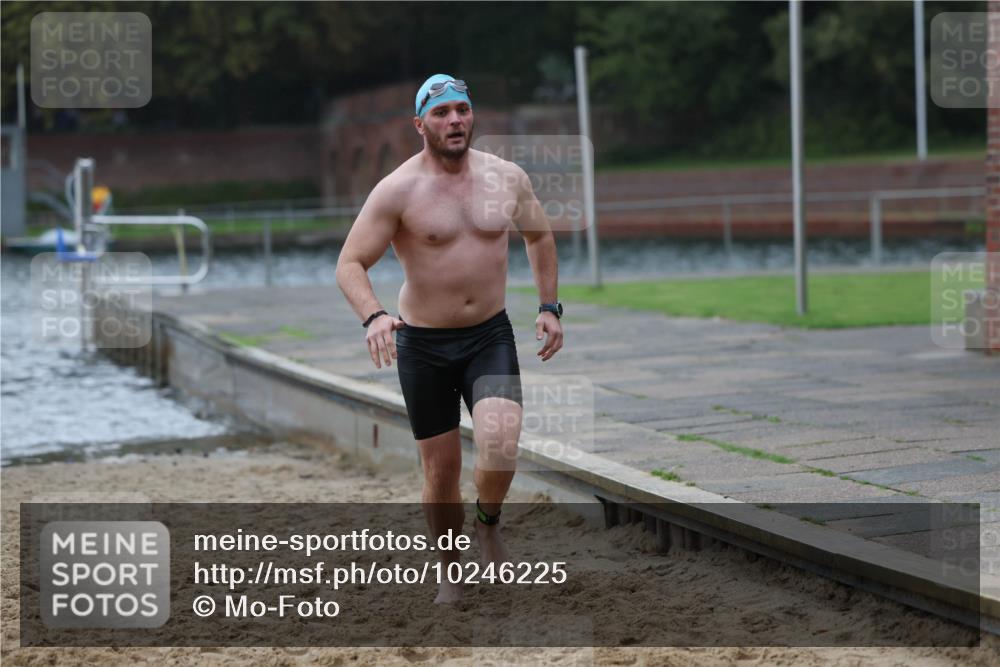 13.09.2026 - Stadtparktriathlon Mo-Foto http://msf.ph/oto/10246225 13.09.2026 12:35:20 Schwimmen 1219, 1257, 1258, 1289 meine-sportfotos.de