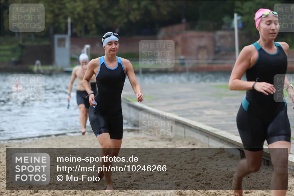 13.09.2026 - Stadtparktriathlon Mo-Foto http://msf.ph/oto/10246266 13.09.2026 12:35:34 Schwimmen 1199, 1209, 1211, 1219 meine-sportfotos.de
