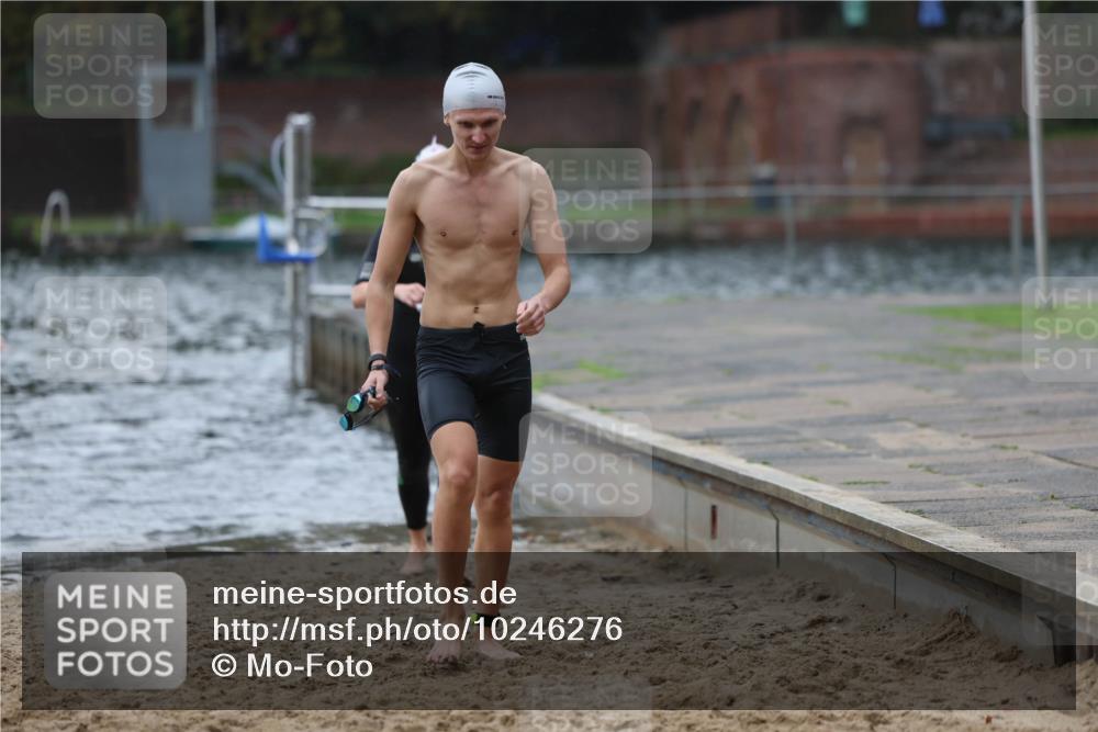 13.09.2026 - Stadtparktriathlon Mo-Foto http://msf.ph/oto/10246276 13.09.2026 12:35:38 Schwimmen 1199, 1209, 1211 meine-sportfotos.de