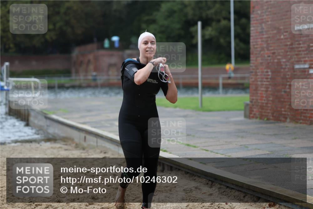 13.09.2026 - Stadtparktriathlon Mo-Foto http://msf.ph/oto/10246302 13.09.2026 12:35:44 Schwimmen 1199, 1211 meine-sportfotos.de