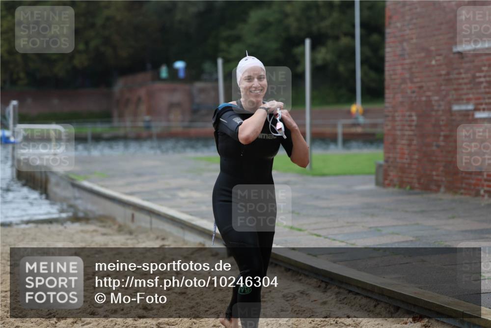 13.09.2026 - Stadtparktriathlon Mo-Foto http://msf.ph/oto/10246304 13.09.2026 12:35:44 Schwimmen 1199, 1211 meine-sportfotos.de