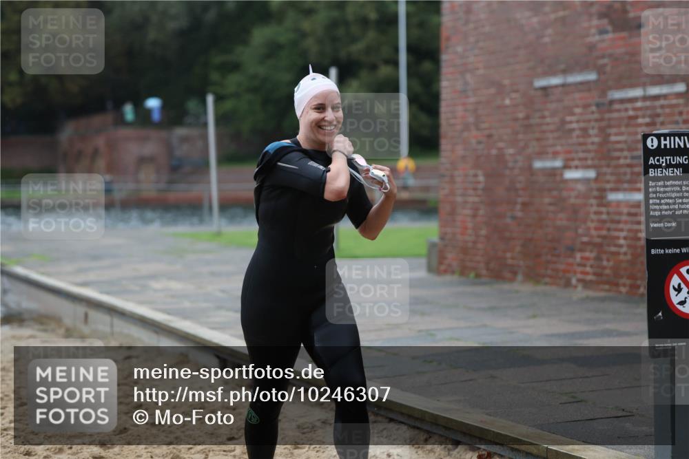 13.09.2026 - Stadtparktriathlon Mo-Foto http://msf.ph/oto/10246307 13.09.2026 12:35:44 Schwimmen 1199, 1211 meine-sportfotos.de