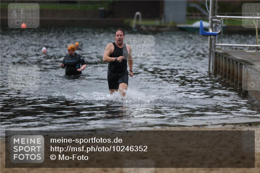 13.09.2026 - Stadtparktriathlon Mo-Foto http://msf.ph/oto/10246352 13.09.2026 12:36:57 Schwimmen 1218 meine-sportfotos.de