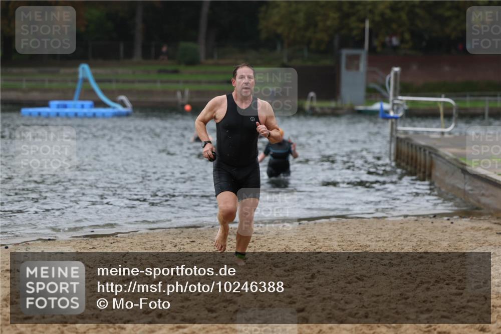 13.09.2026 - Stadtparktriathlon Mo-Foto http://msf.ph/oto/10246388 13.09.2026 12:37:04 Schwimmen 1218, 1237 meine-sportfotos.de