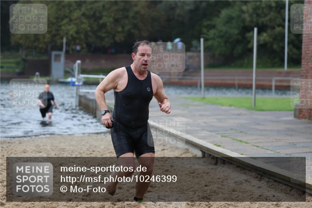 13.09.2026 - Stadtparktriathlon Mo-Foto http://msf.ph/oto/10246399 13.09.2026 12:37:06 Schwimmen 1218, 1237 meine-sportfotos.de