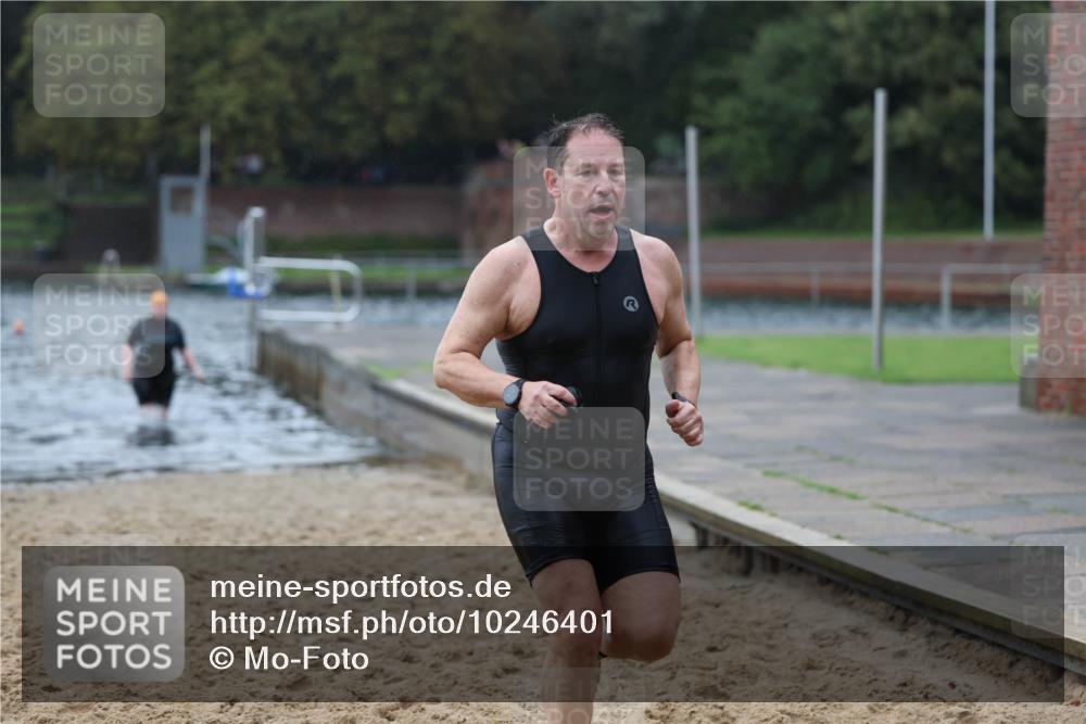 13.09.2026 - Stadtparktriathlon Mo-Foto http://msf.ph/oto/10246401 13.09.2026 12:37:06 Schwimmen 1218, 1237 meine-sportfotos.de