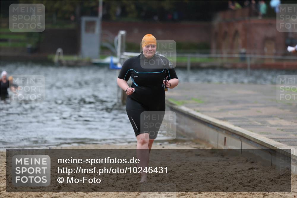 13.09.2026 - Stadtparktriathlon Mo-Foto http://msf.ph/oto/10246431 13.09.2026 12:37:14 Schwimmen 1237 meine-sportfotos.de