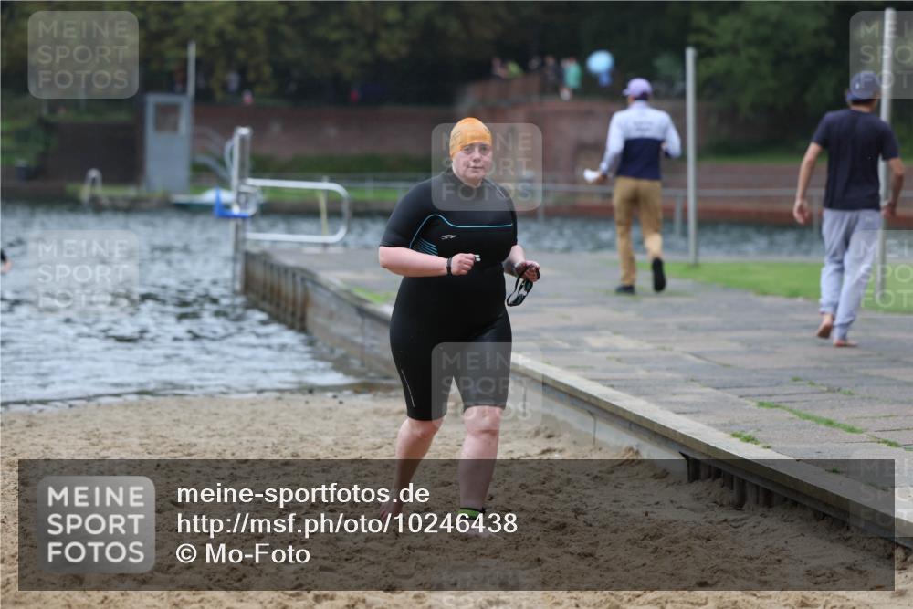 13.09.2026 - Stadtparktriathlon Mo-Foto http://msf.ph/oto/10246438 13.09.2026 12:37:15 Schwimmen 1237 meine-sportfotos.de