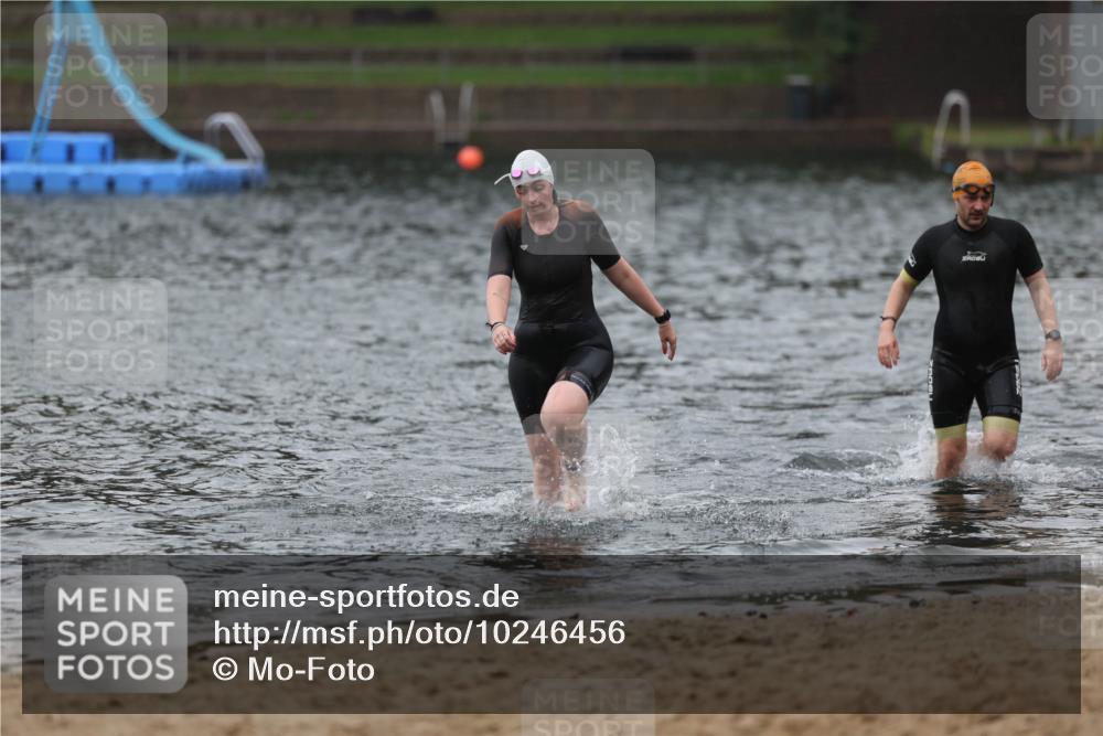 13.09.2026 - Stadtparktriathlon Mo-Foto http://msf.ph/oto/10246456 13.09.2026 12:37:30 Schwimmen 1212, 1261 meine-sportfotos.de
