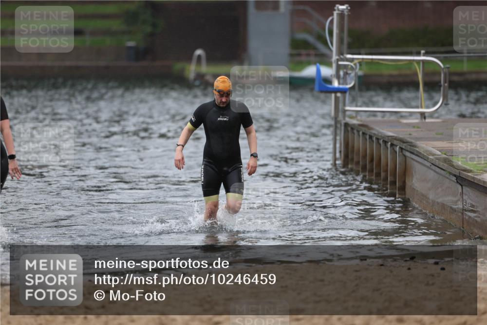 13.09.2026 - Stadtparktriathlon Mo-Foto http://msf.ph/oto/10246459 13.09.2026 12:37:31 Schwimmen 1212, 1261 meine-sportfotos.de