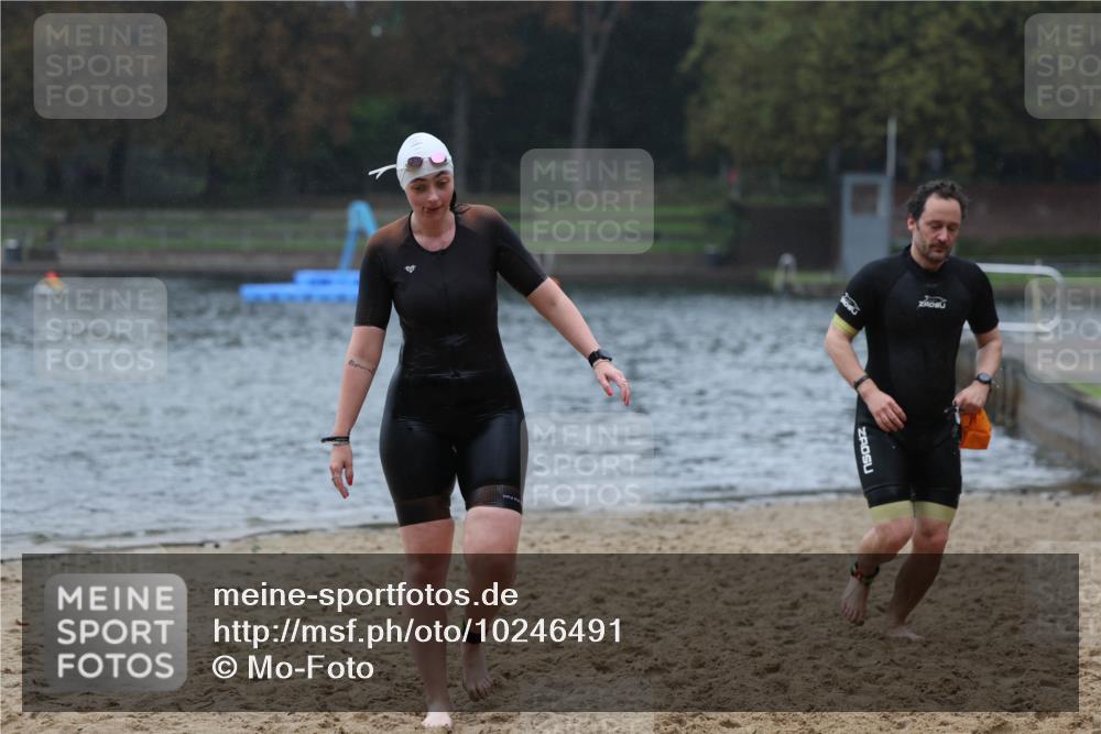 13.09.2026 - Stadtparktriathlon Mo-Foto http://msf.ph/oto/10246491 13.09.2026 12:37:40 Schwimmen 1212, 1261 meine-sportfotos.de