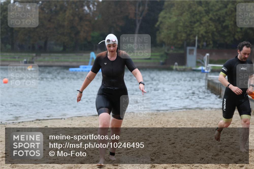 13.09.2026 - Stadtparktriathlon Mo-Foto http://msf.ph/oto/10246495 13.09.2026 12:37:41 Schwimmen 1212, 1261 meine-sportfotos.de