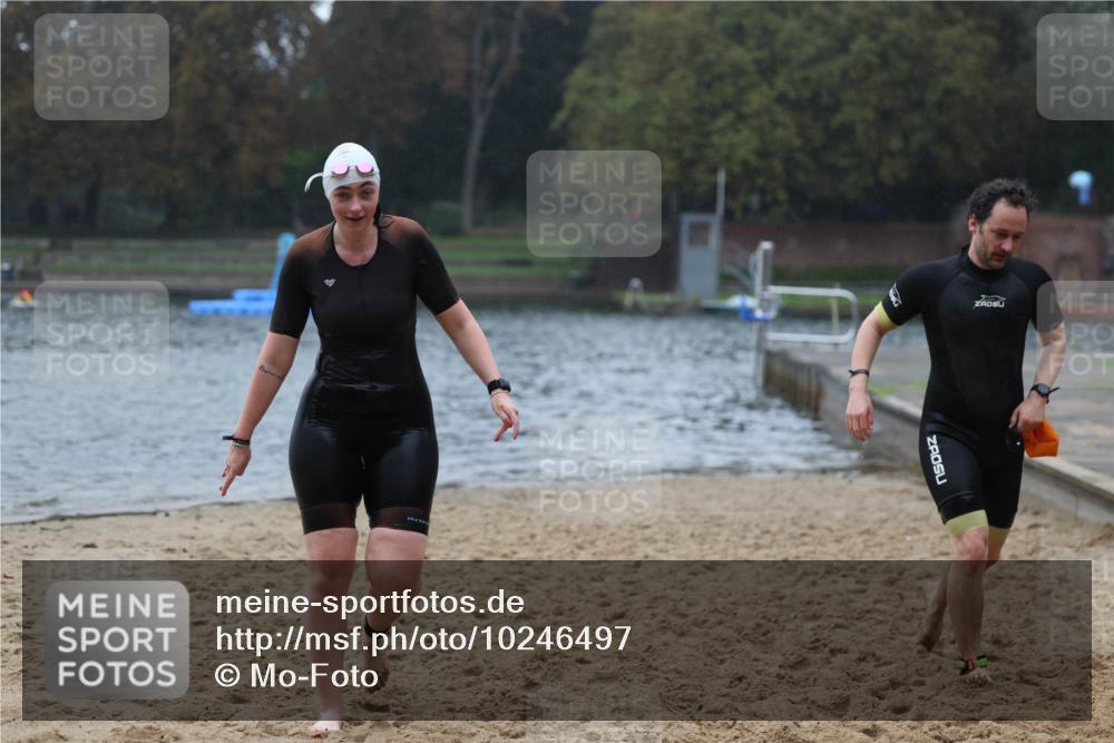 13.09.2026 - Stadtparktriathlon Mo-Foto http://msf.ph/oto/10246497 13.09.2026 12:37:41 Schwimmen 1212, 1261 meine-sportfotos.de