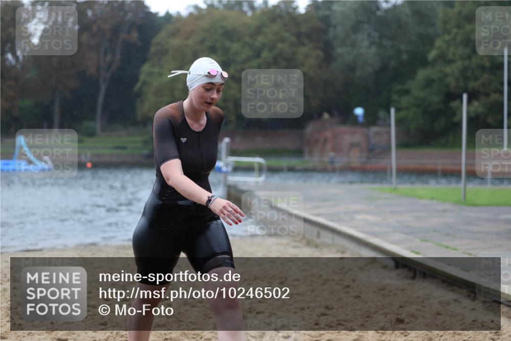 13.09.2026 - Stadtparktriathlon Mo-Foto http://msf.ph/oto/10246502 13.09.2026 12:37:42 Schwimmen 1212, 1261 meine-sportfotos.de