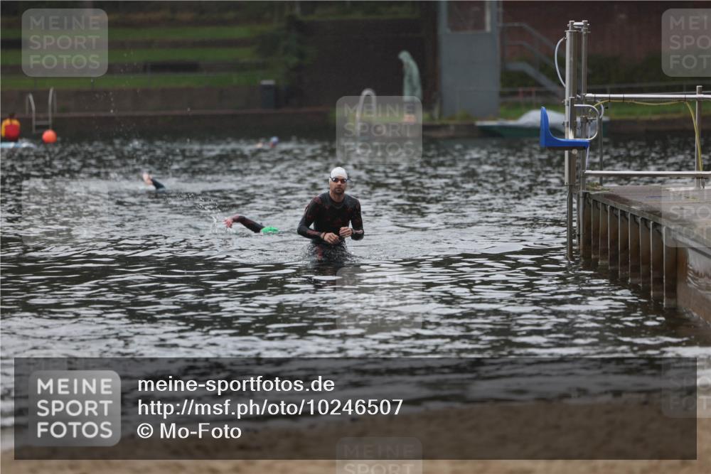 13.09.2026 - Stadtparktriathlon Mo-Foto http://msf.ph/oto/10246507 13.09.2026 12:49:30 Schwimmen  meine-sportfotos.de
