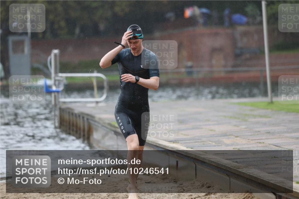 13.09.2026 - Stadtparktriathlon Mo-Foto http://msf.ph/oto/10246541 13.09.2026 12:50:07 Schwimmen 1376 meine-sportfotos.de